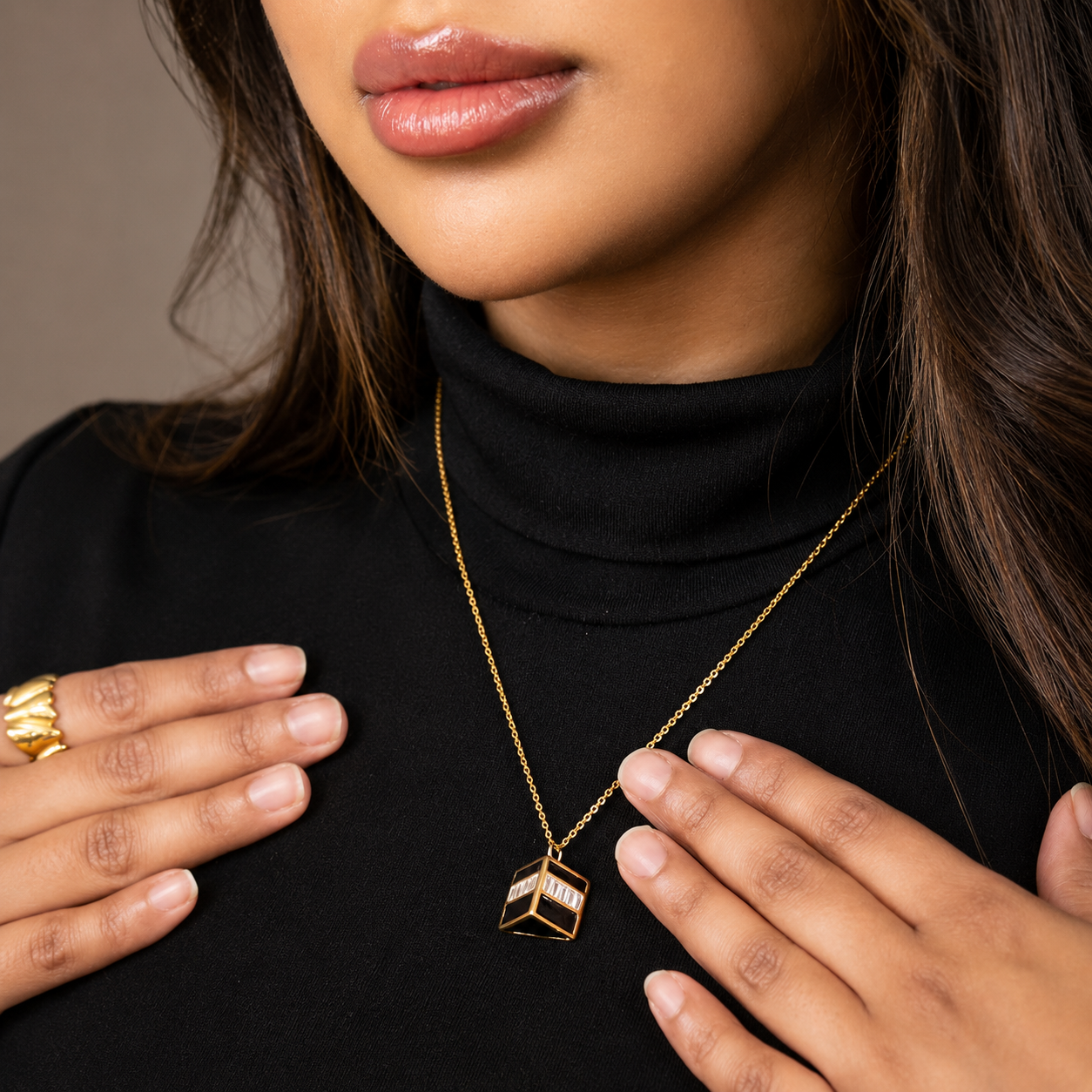 Gold Kaaba Necklace