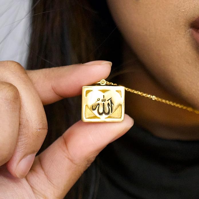 Gold Kaaba Necklace